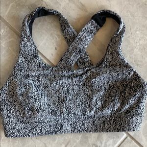 Lululemon New condition rack pack bra size 6